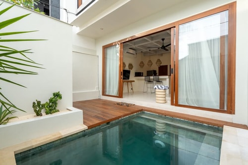 Boutique 1-BR Villa | Pool | Batu Bolong Escape 25 Bali Real Estate