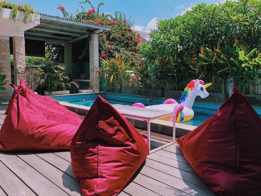 Canggu Modern Loft Apartment, 2 minutes to Finns