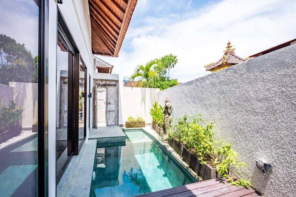 Canggu Modern Villa with Private Pool by Hombali