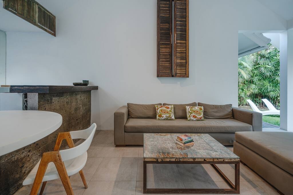 Stylish Unique 2BR Villa @Kerobokan Neighborhood
