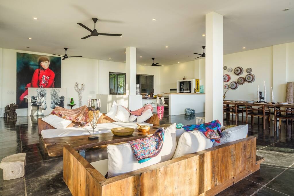 Spacious Villa with Amazing Ocean View in Uluwatu