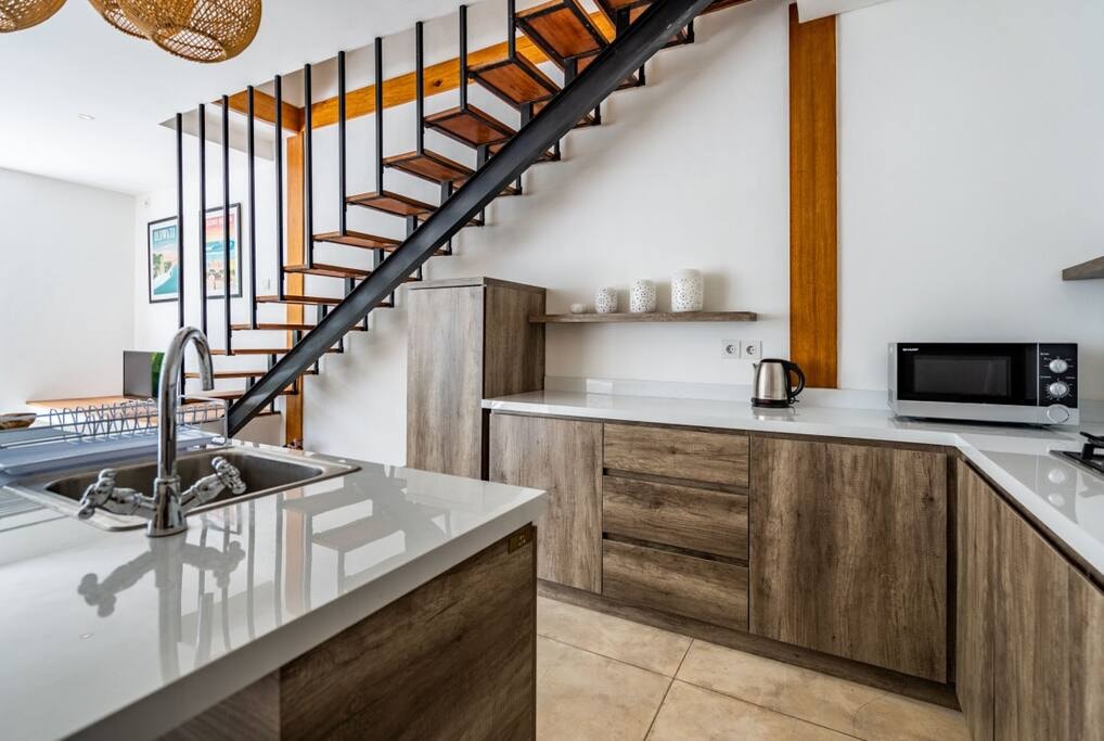 Stylish 1BR Villa - 2 floors - 7min > Berawa Beach