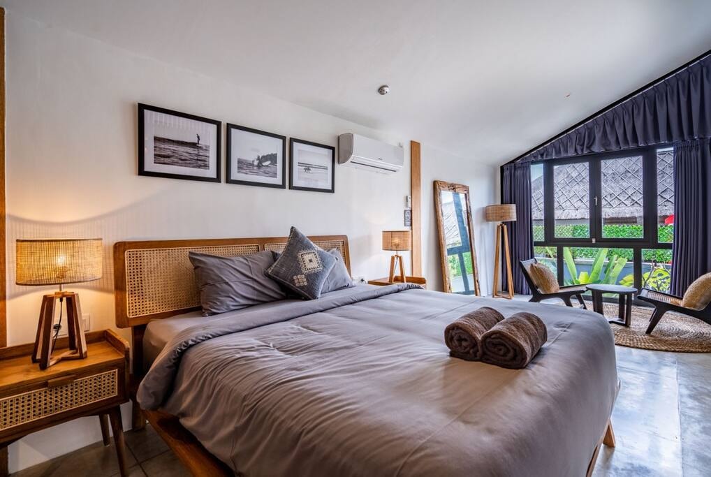 Stylish 1BR Villa - 2 floors - 7min > Berawa Beach