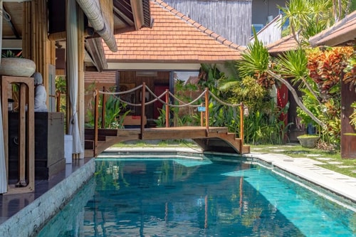 Tropical 3BR Villa W/Pool Bar @ Umalas 8 Hombali.com