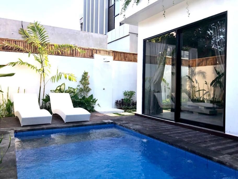 Stylish Cheerful 2 BR Villa @Heart of Canggu
