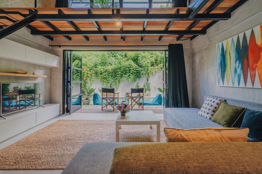 Berawa Loft - Canggu modern loft villa