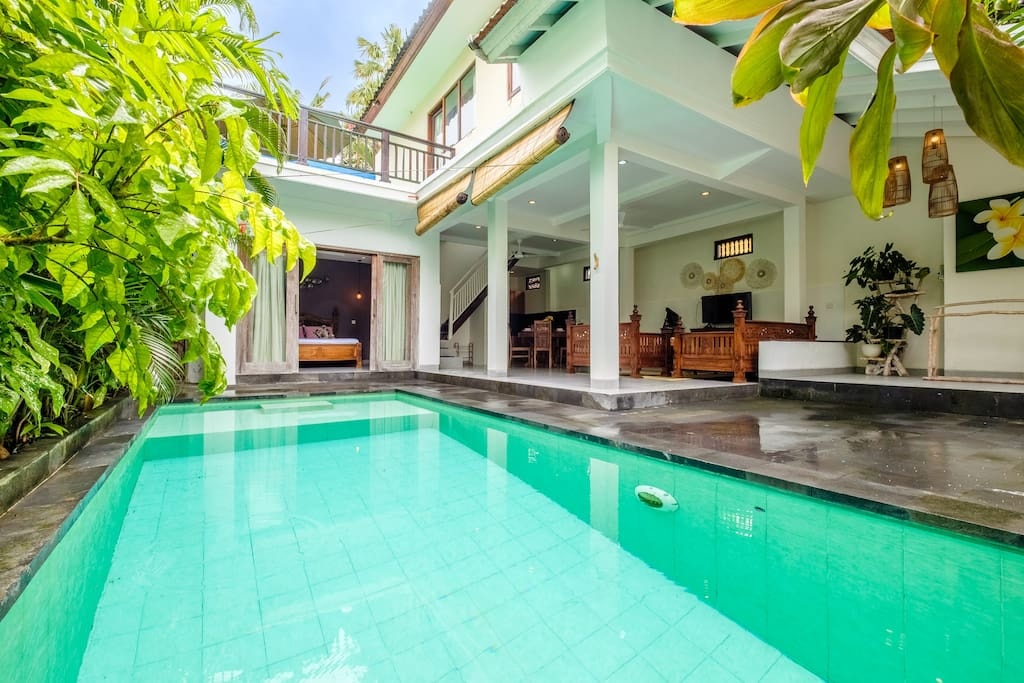 Balinese Flavor 2BR Villa w/ Patio @Seminyak Beach