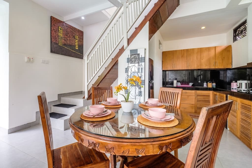 Balinese Flavor 2BR Villa w/ Patio @Seminyak Beach