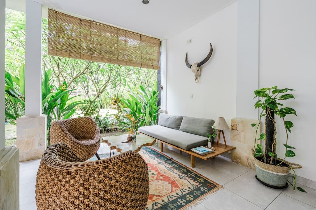 3BR Villa - 900m Pererenan Beach by Hombali