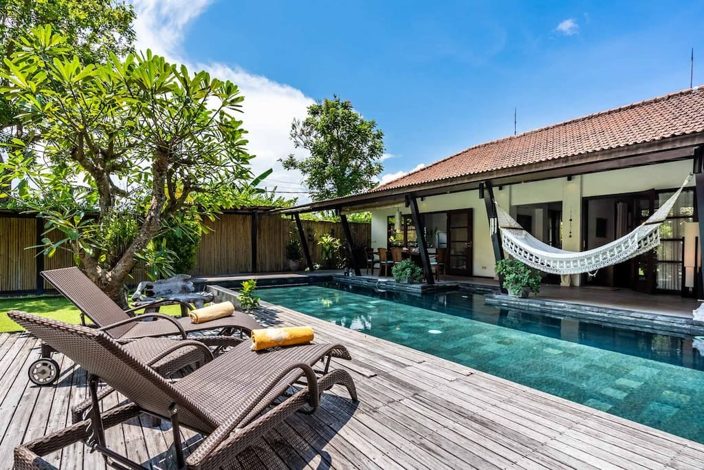 Spacious Living 2BD Villa with Pool in Kerobokan
