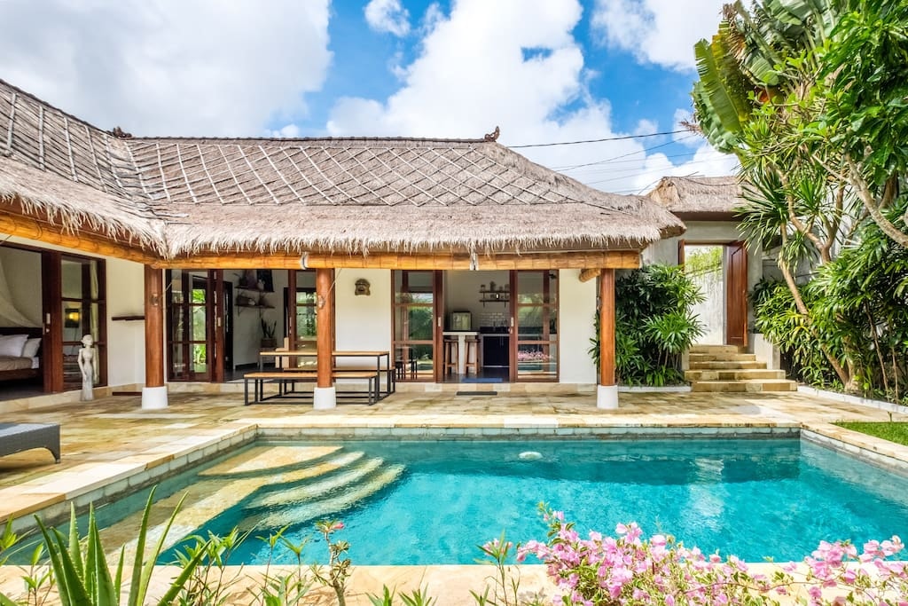 Sleek & Spacious 2BR Private @Ungasan