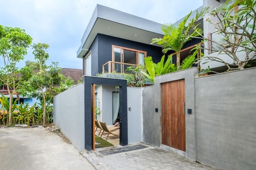 Modern 3BR Villa w/ Private Pool close to Beach 33 Bali Real Estate