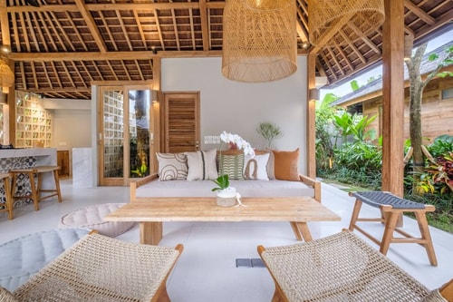 Wooden Lavish Joglo 4BR at Canggu's Tranquillity 11 Bali Real Estate