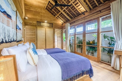 Wooden Lavish Joglo 4BR at Canggu's Tranquillity 28 Hombali.com