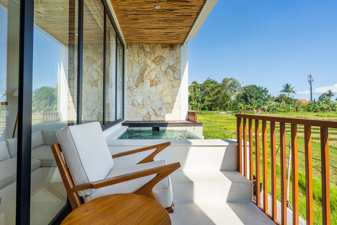 1BR Modern Tropical Apt. in Canggu w/ Private Pool