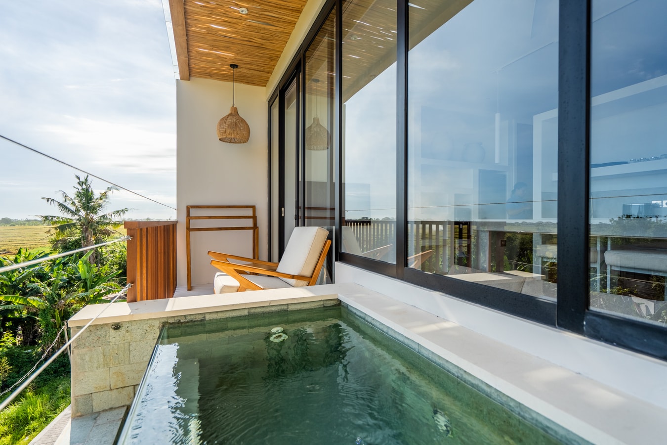 1BR Modern Tropical Apt. in Canggu w/ Private Pool