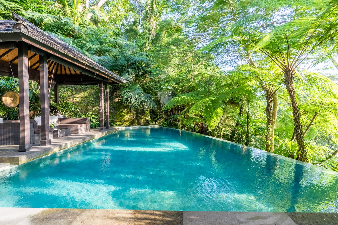 Tranquil Jungle Retreat 4BR Villa w/ Infinity Pool