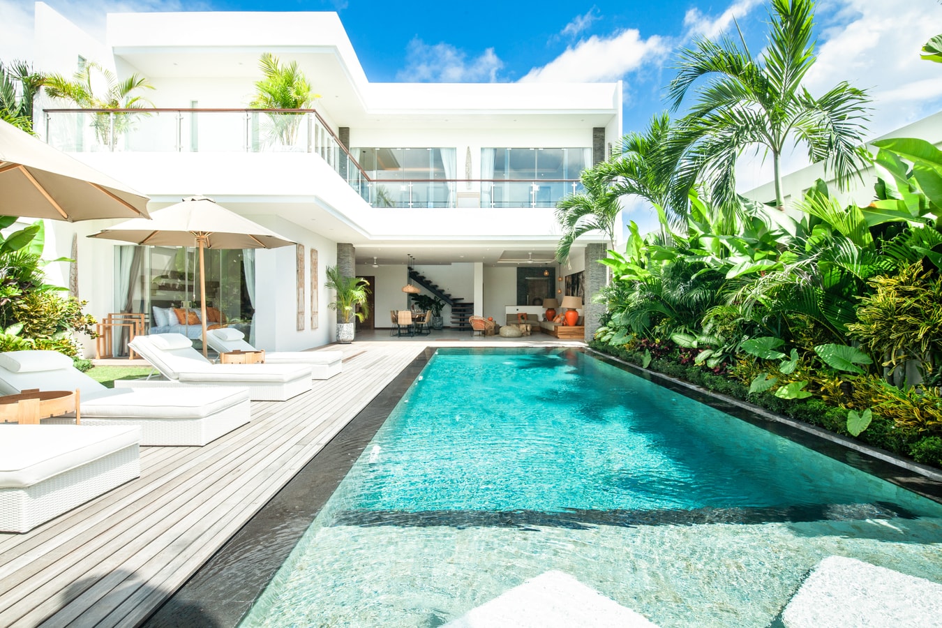 Luxury 4BR Villa near Finns Club (650m)