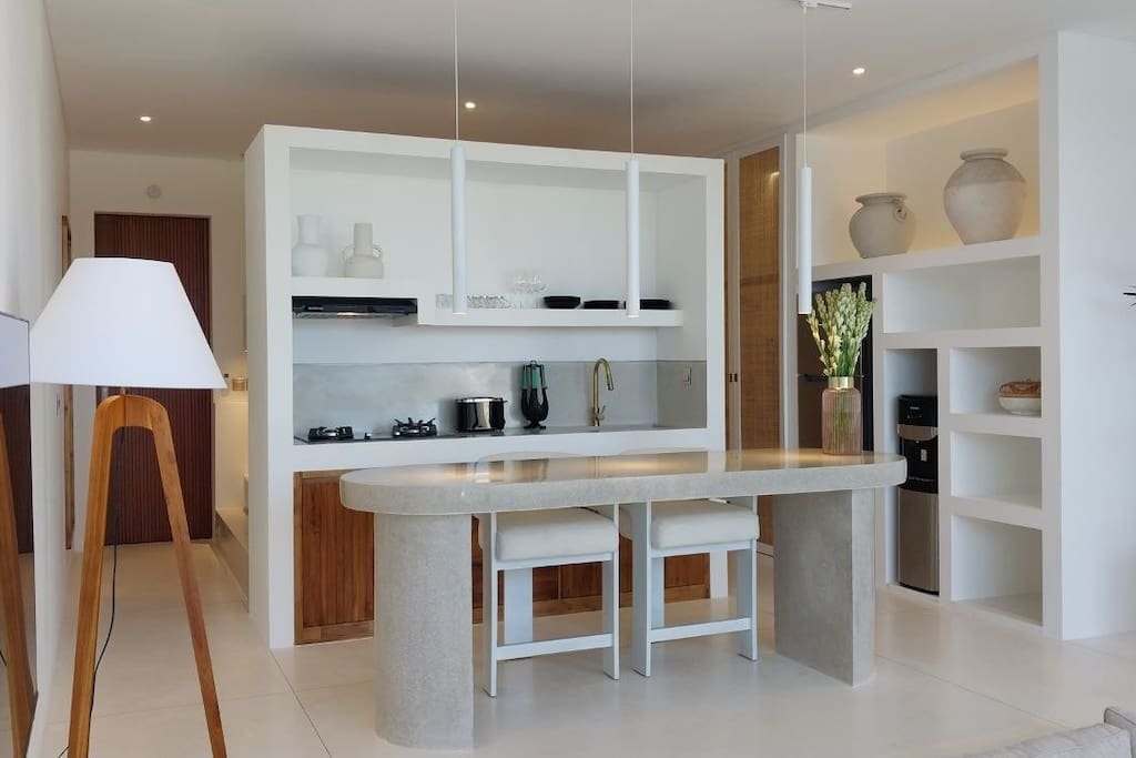 1BR Modern Tropical Apt. in Canggu w/ Private Pool