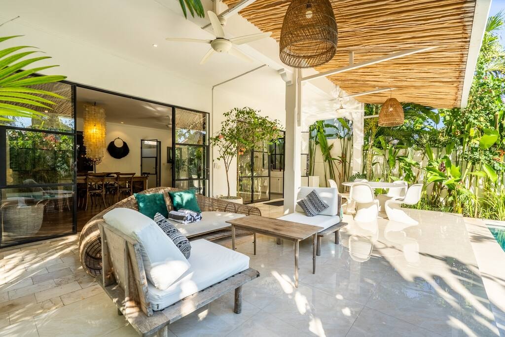 Long-term Rental 3BR Villa in Pererenan