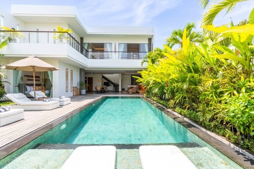 4BR Private Pool Villa near Finns and Berawa Beach 10 Bali Real Estate