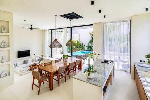 2BR Luxury Spacious Comfort Stay Villa near Canggu 8 Bali Real Estate