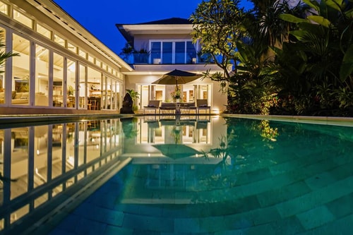 Luxe Villa with Poolside Serenity in Seminyak