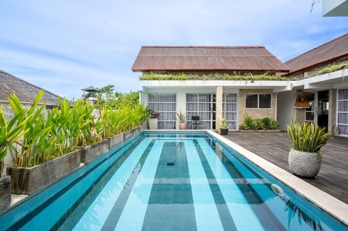 Modern 1BR Apartment w/ Pool Near Berawa Beach 5 Bali Real Estate