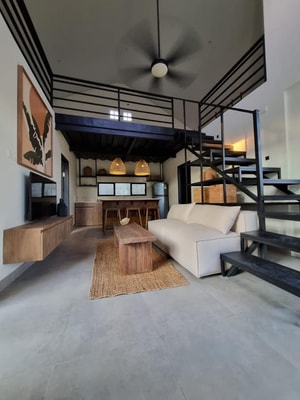 Stylish Urban Retreat - Modern Loft in Umalas #2B