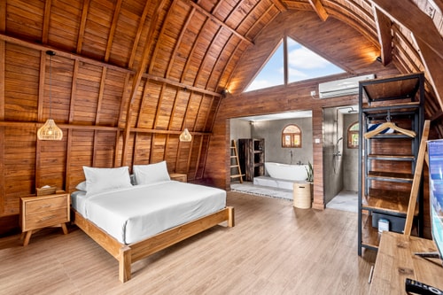 Beautiful Villa Canggu w/ Pool & Rice Field Haven