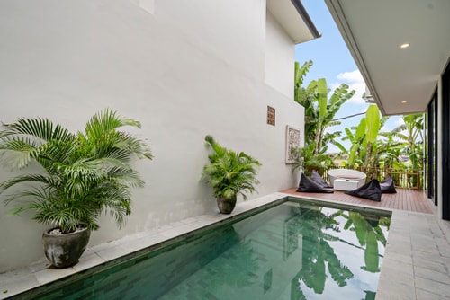 Luxury 4BR Villa w/ Pool & Paddy View -Batu Bolong 21 Hombali.com