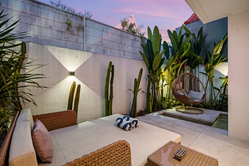 A Villa amidst Famous Restaurants & Bars in Canggu 19 Bali Real Estate