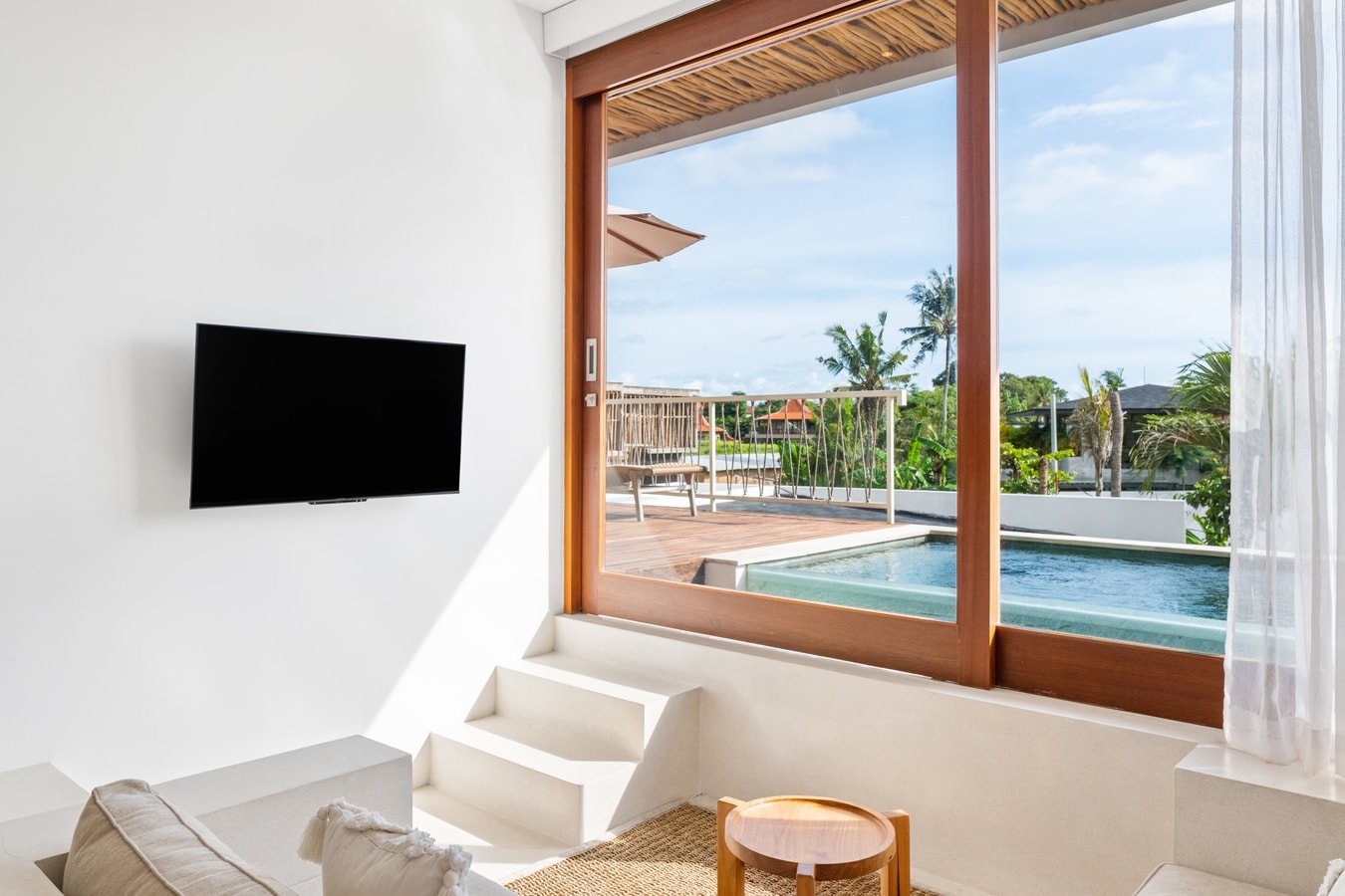 Beautiful 1BR Apartment w/ Pool & Sunset View in Canggu