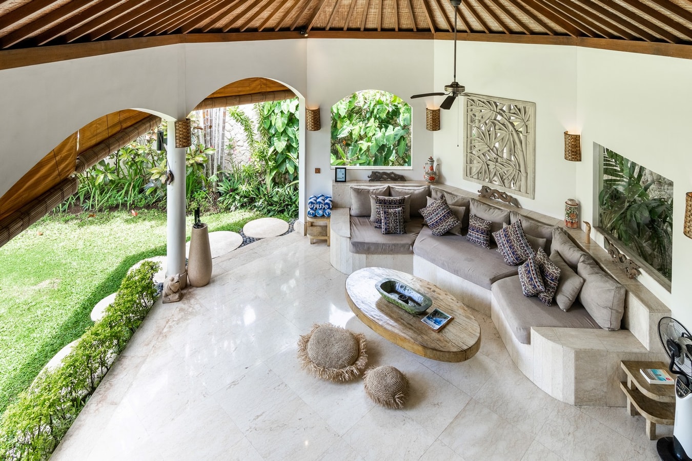 3 Bedroom Luxury Stays at Berawa, Canggu