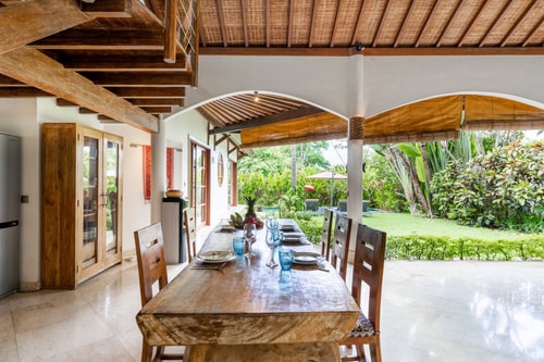 3 Bedroom Luxury Stays at Berawa, Canggu 3 Bali Real Estate