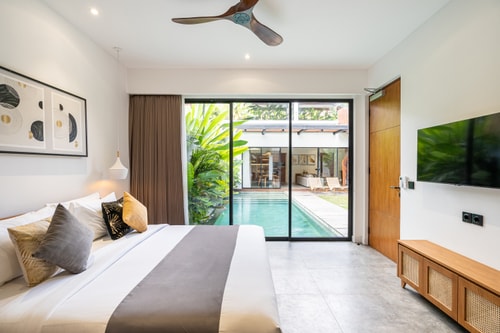 Luxurious 4BR Villa with Long Pool & Rooftop 28 Bali Real Estate