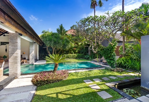 2BR Modern Villa Lush Garden With Pool in Seminyak 2 Hombali.com