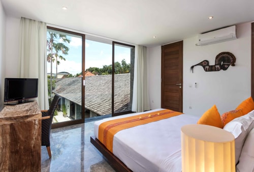 3BR Modern Villa Lush Garden With Pool in Seminyak 26 Bali Real Estate