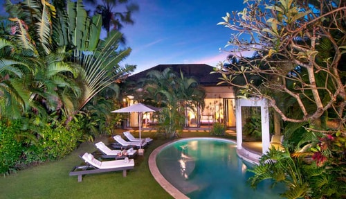 2BR affordable luxury Villa in Heart of Seminyak 19 Hombali.com