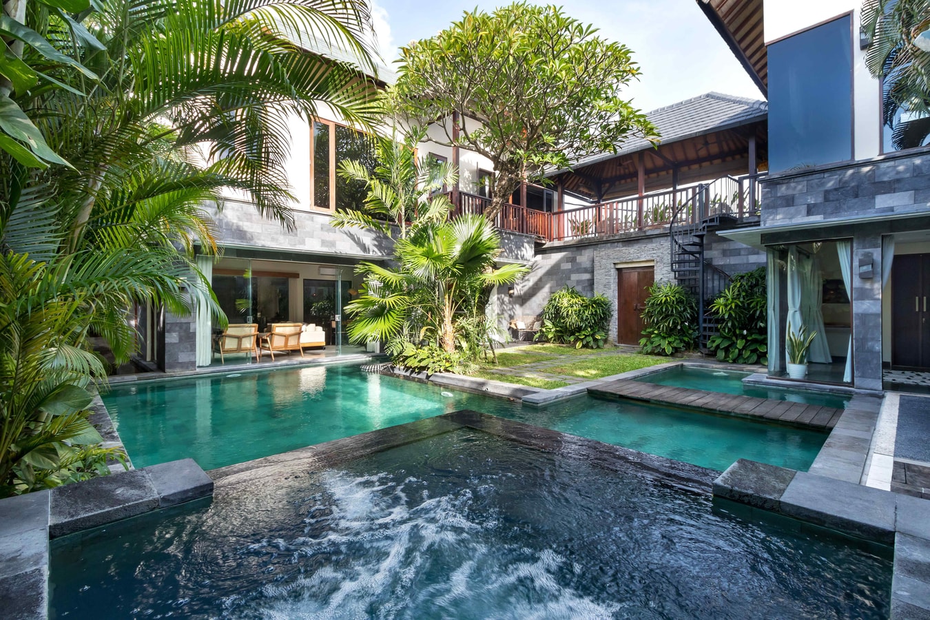 4BR Luxurious Living and Serene Spaces in Seminyak