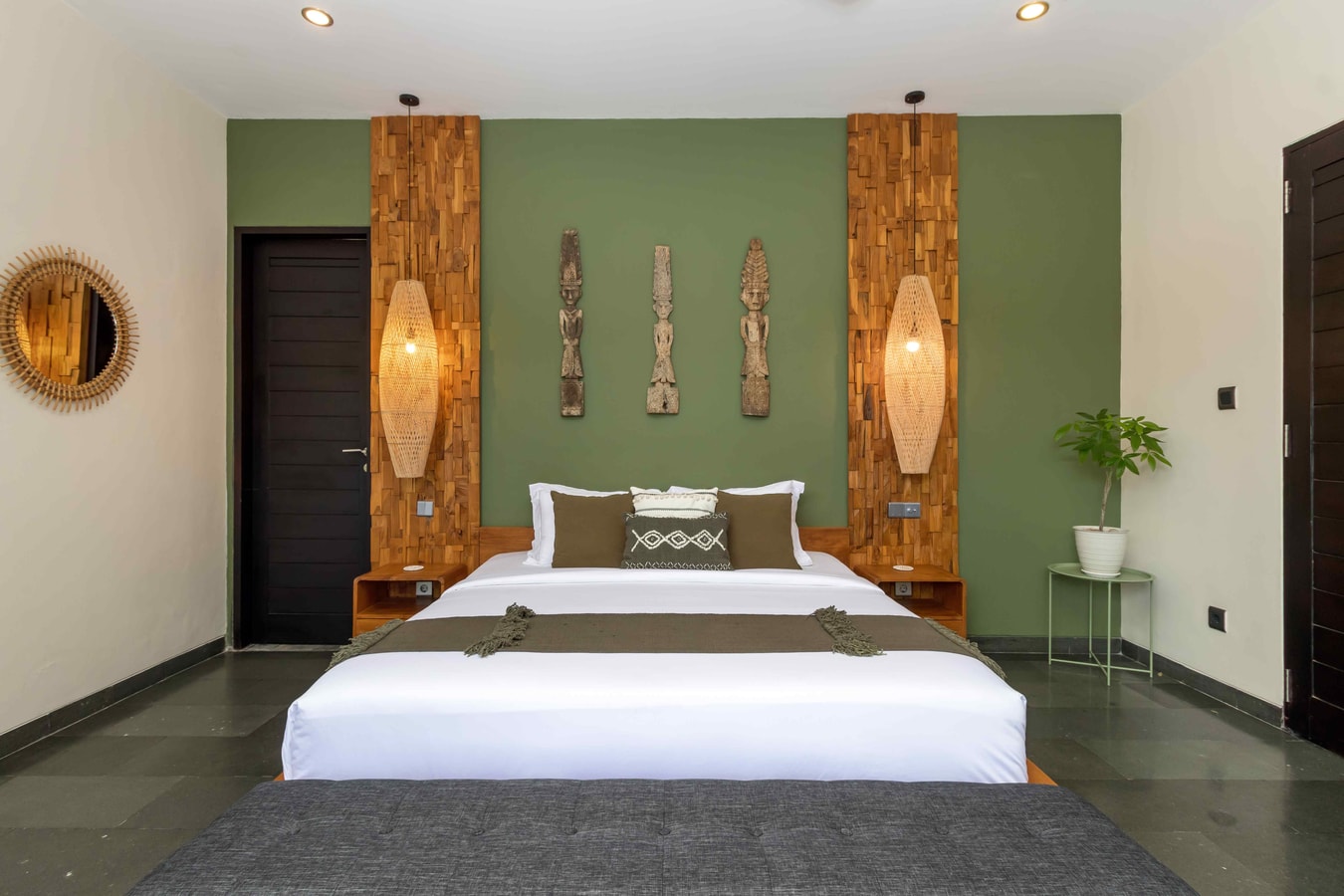 4BR Luxurious Living and Serene Spaces in Seminyak