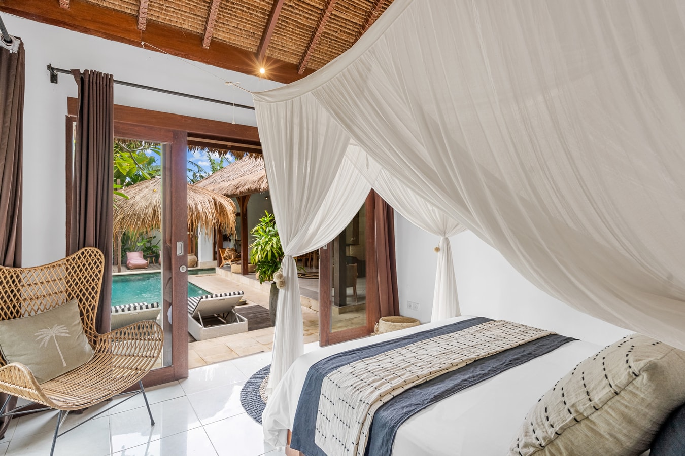 3BR Villa with Pool & Authentic Balinese Touches