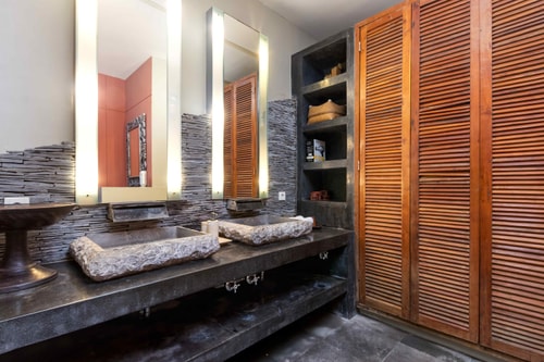 5BR: Private Pool with Modern Interior in Seminyak 31 Bali Real Estate