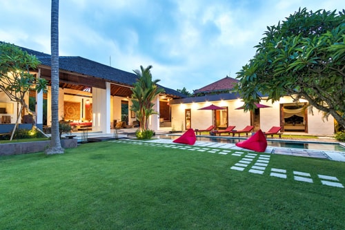 5BR: Private Pool with Modern Interior in Seminyak 46 Hombali.com