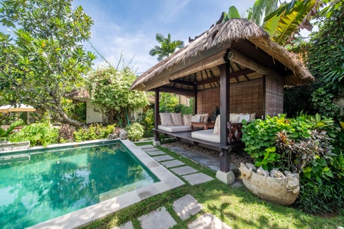 4BR: Elegant Villa with Pool in Seminyak 21 Hombali.com