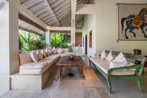 4BR: Elegant Villa with Pool in Seminyak 26 Bali Real Estate