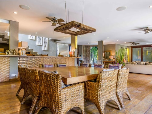 7BR: Villa With 12 Beds in Seminyak 21 Bali Real Estate