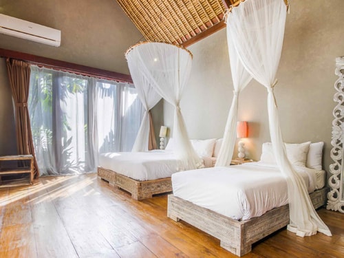 7BR: Villa With 12 Beds in Seminyak 36 Bali Real Estate