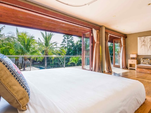 7BR: Villa With 12 Beds in Seminyak 43 Bali Real Estate