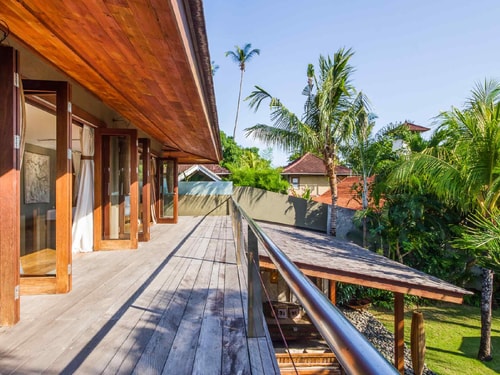 7BR: Villa With 12 Beds in Seminyak 47 Bali Real Estate